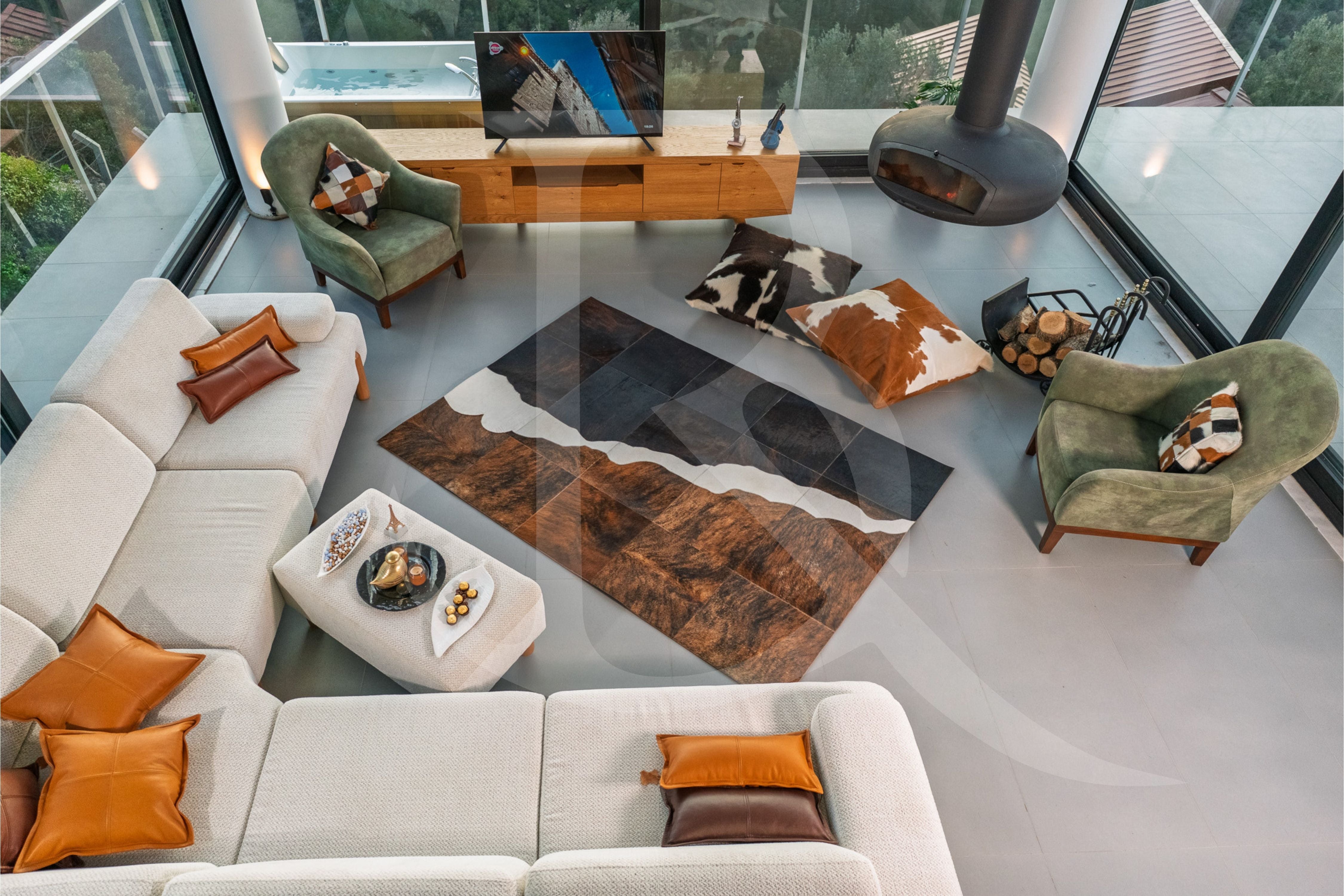 Su Yolu Temalı Patchwork Cowhide Halı