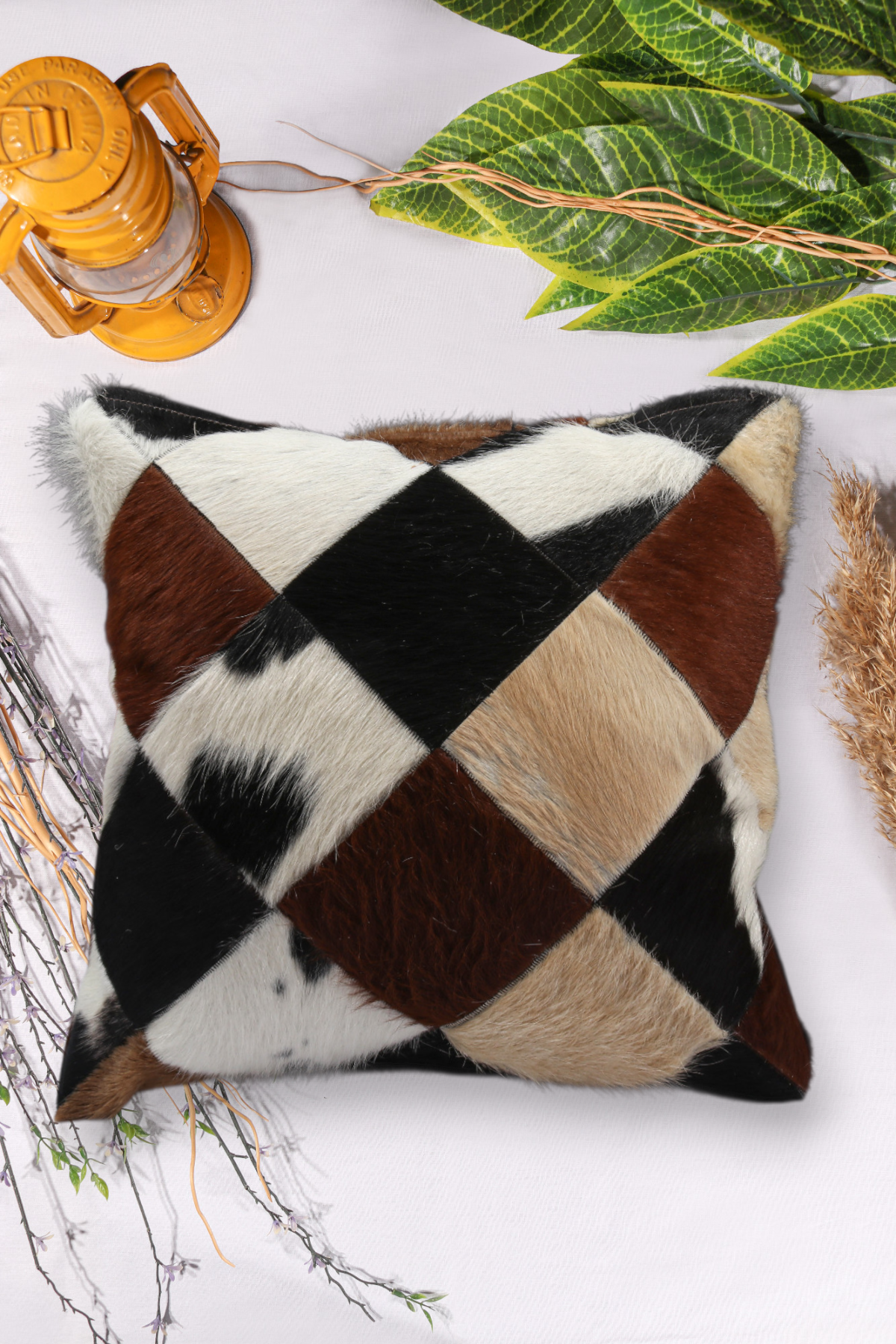 45x45 cm (18"x18") Patchwork Tasarım %100 İnek Derisi Yastık Kılıfı - Kanepe, Sandalye Minderi