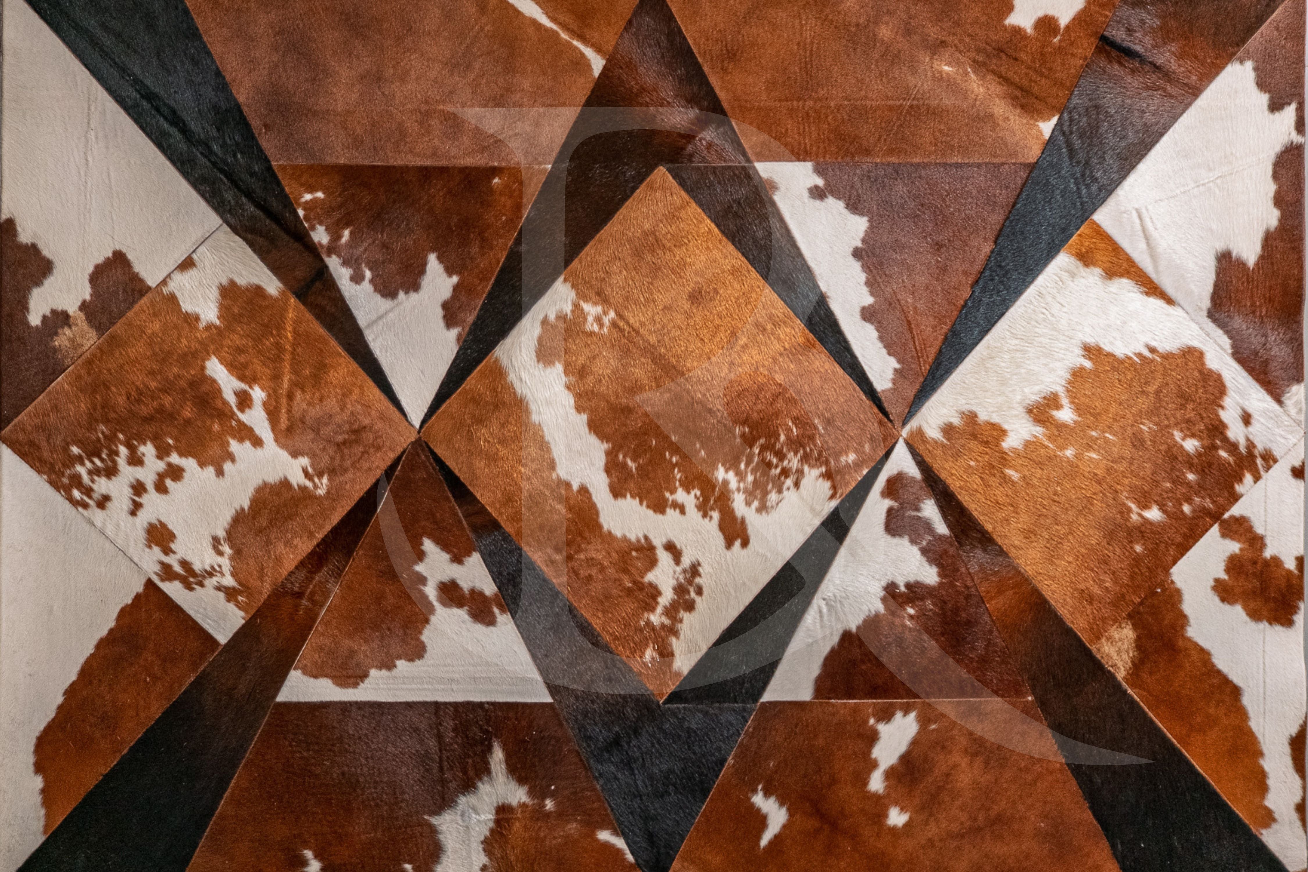 Üçgen Temalı Patchwork Cowhide Halı