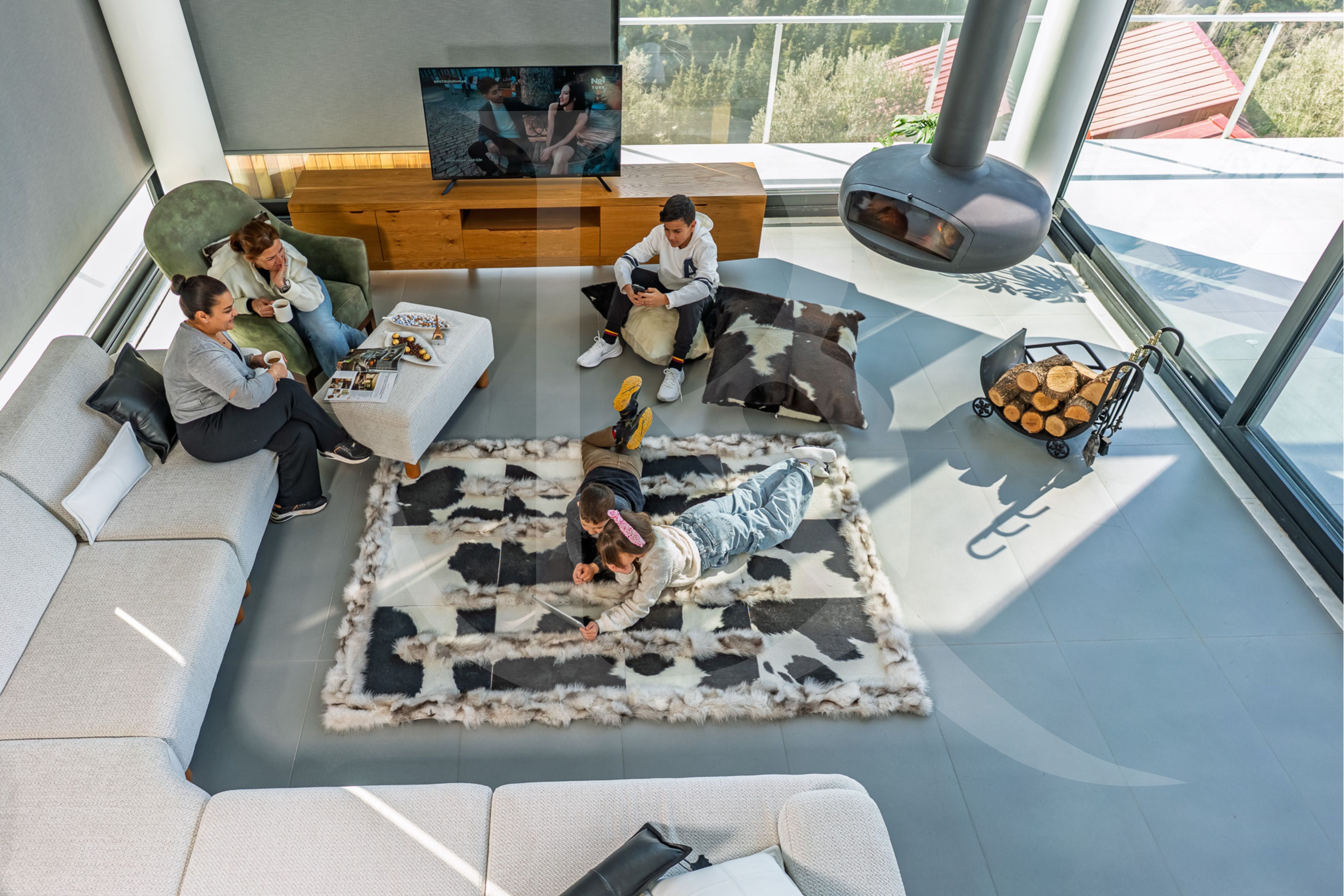 Tilki Kürkü Süslemeli Patchwork Cowhide Halı