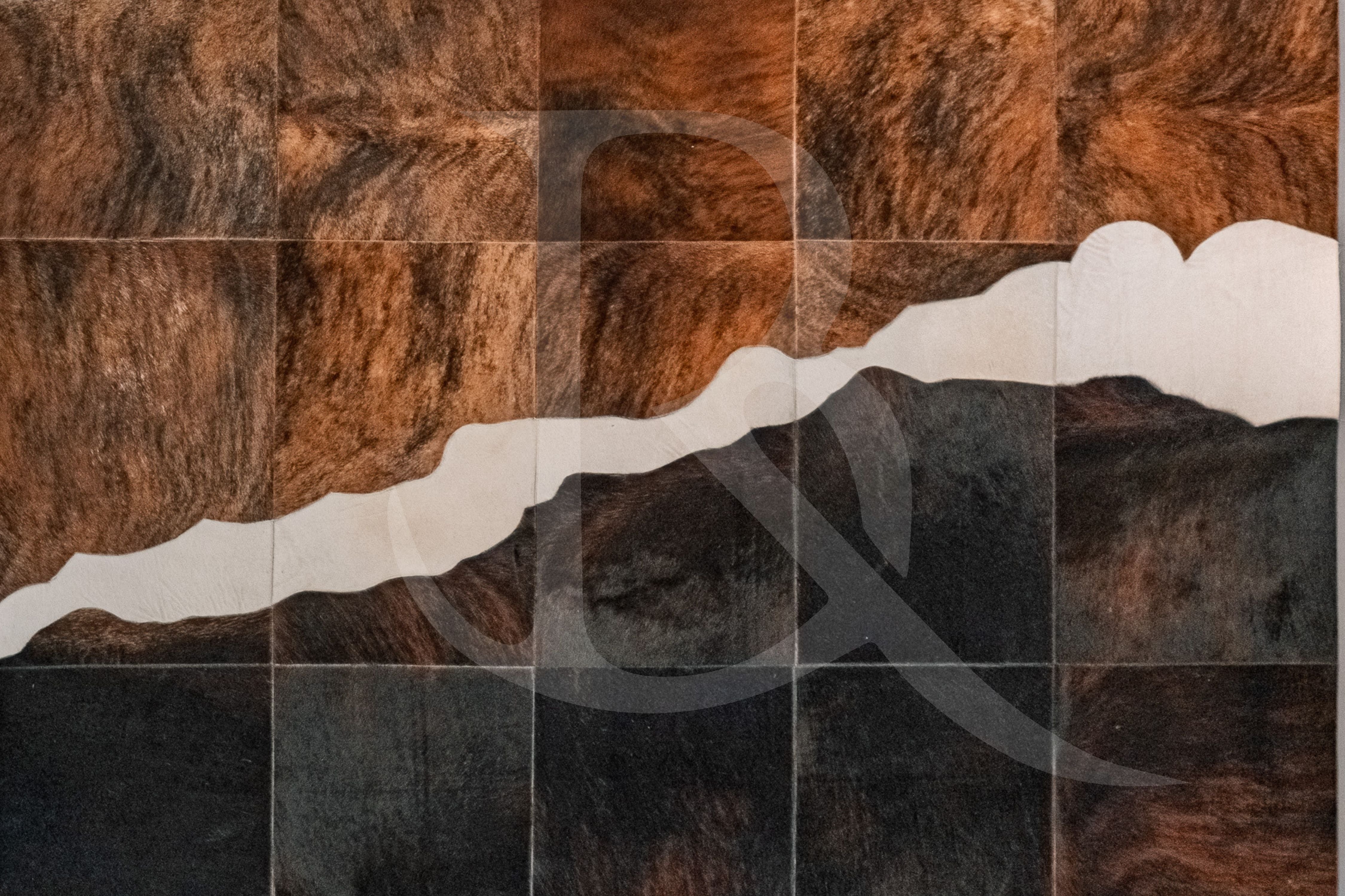Su Yolu Temalı Patchwork Cowhide Halı