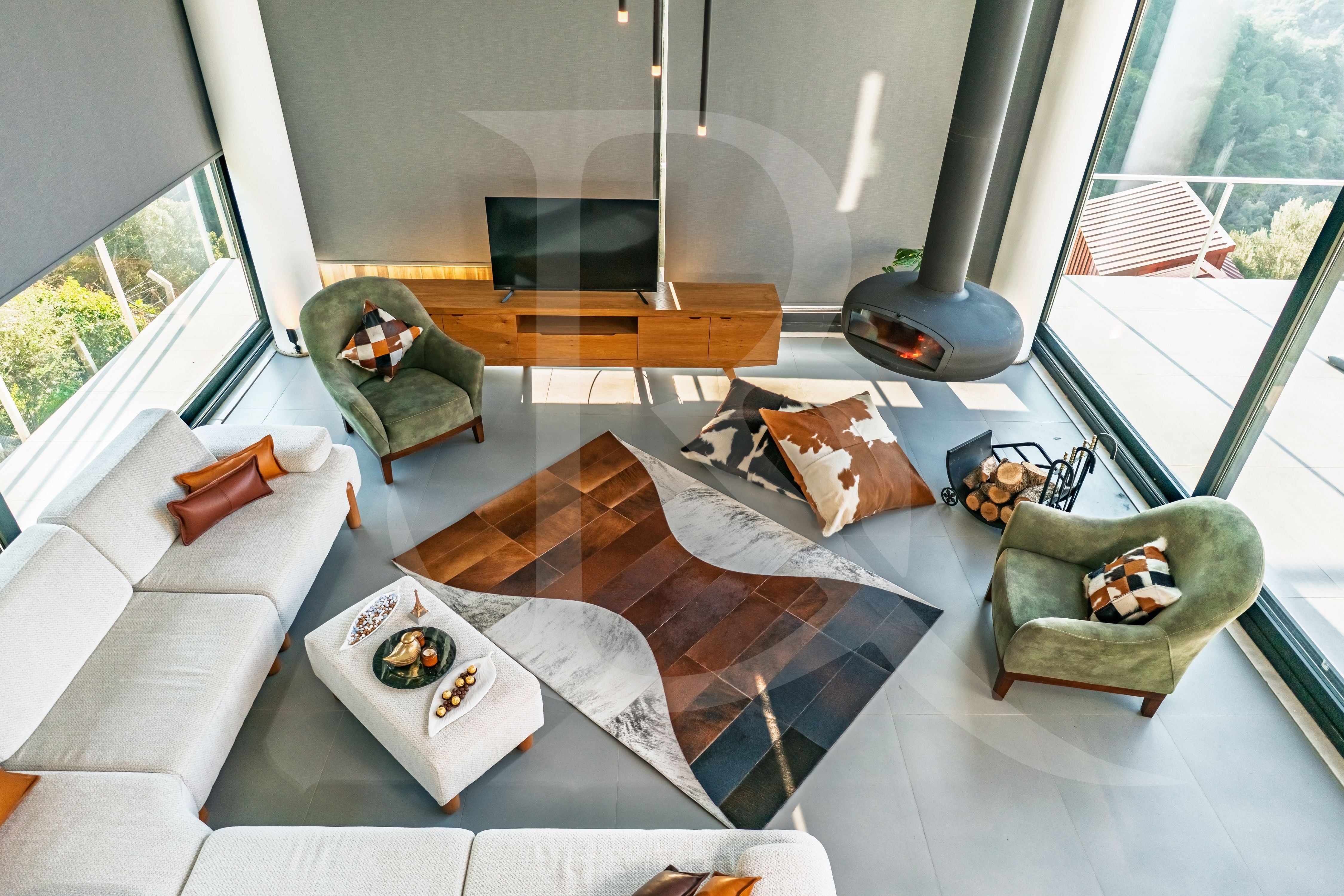 Kum Saati Temalı Patchwork Cowhide Halı
