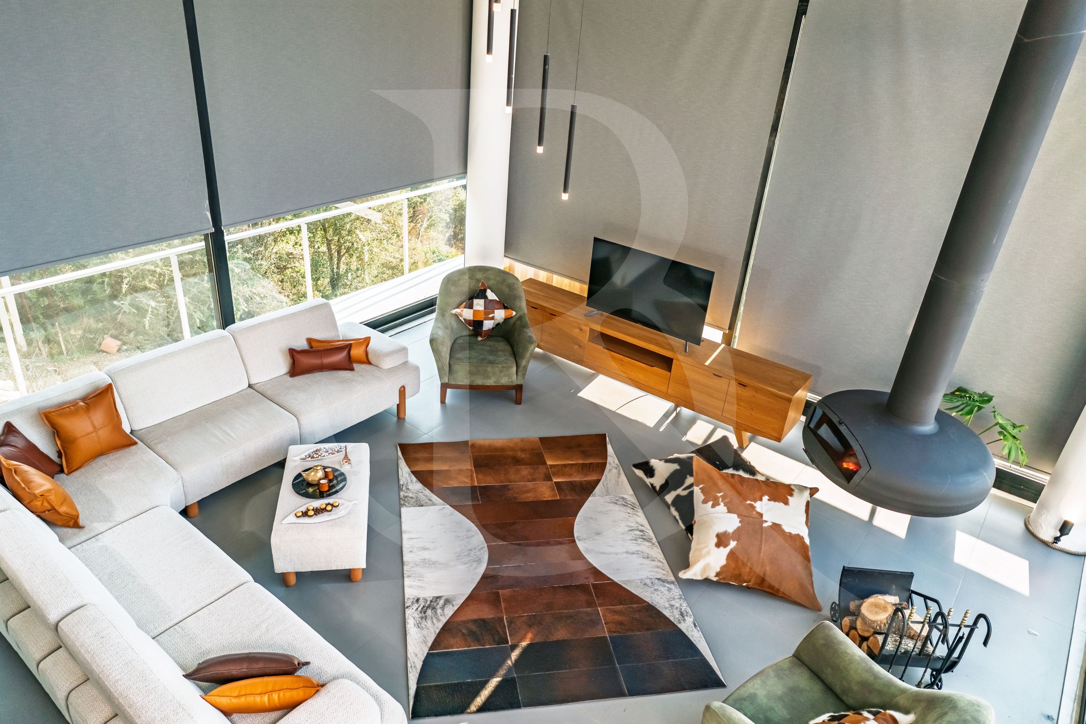 Kum Saati Temalı Patchwork Cowhide Halı